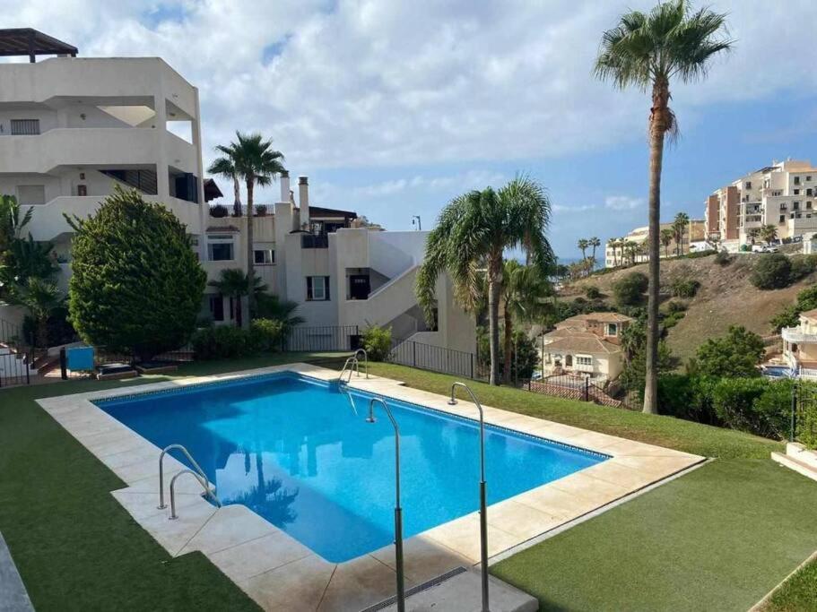Fantastico Duplex Con Piscina, Parking & Solarium Apartment Benalmadena